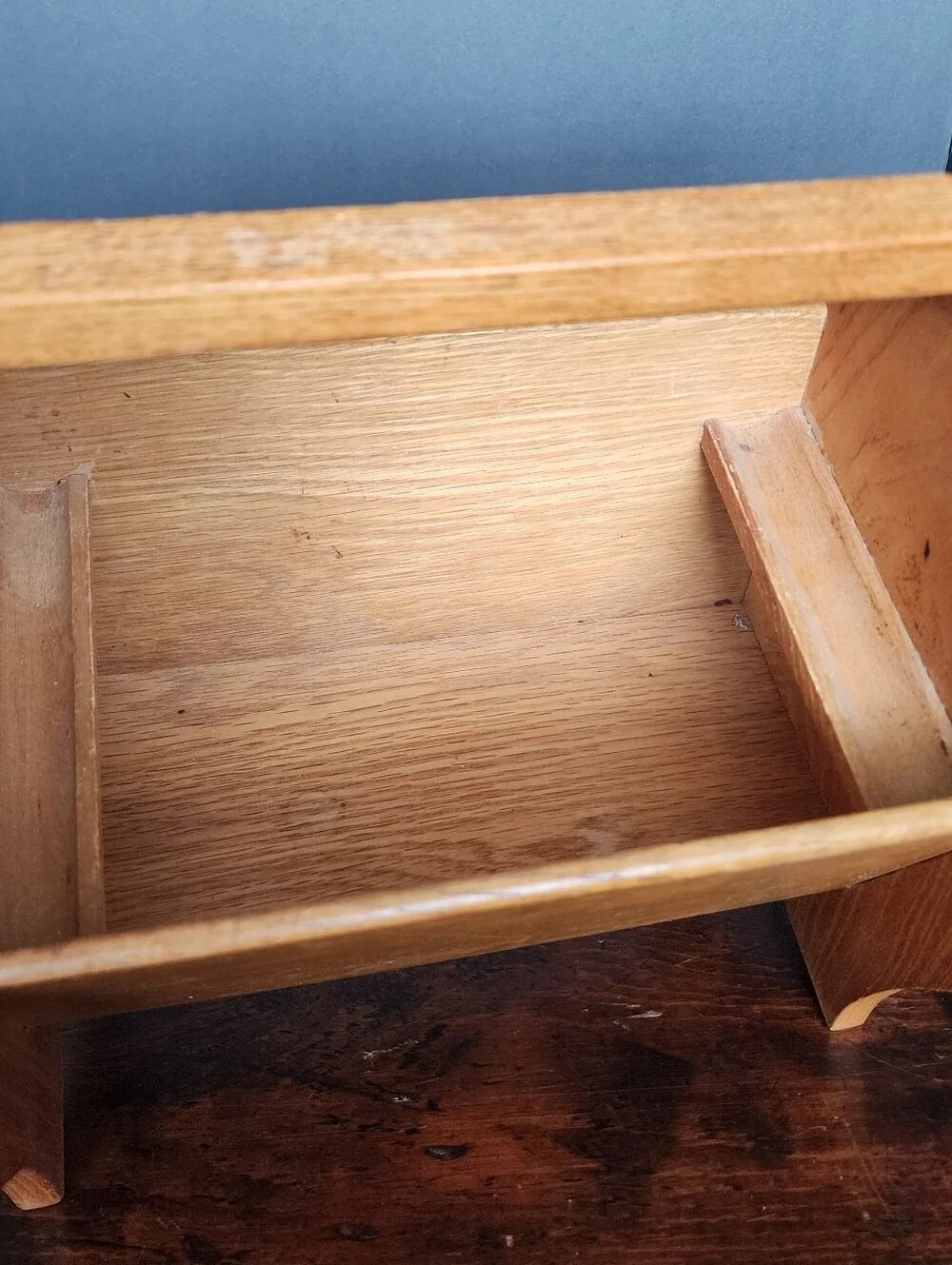 Vintage 40s Wood Roll Top Sewing Box Free Standing Slatted Tambour Door 11x9x11
